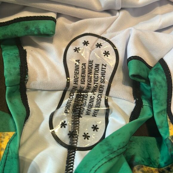 Women’s 2 Piece Jamaican Flag Design Bikini Swimsuit Bathers Size 2XL NEW - Picture 11 of 16